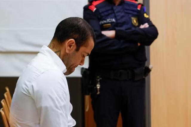 必一运动官方网站-阿尔维斯强奸案只判4年半 但他要上诉 称自己无辜